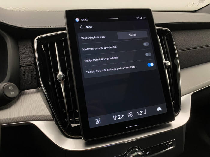 Volvo XC90 B5 AWD BLACK EDITION PLUS 7 na operativní leasing