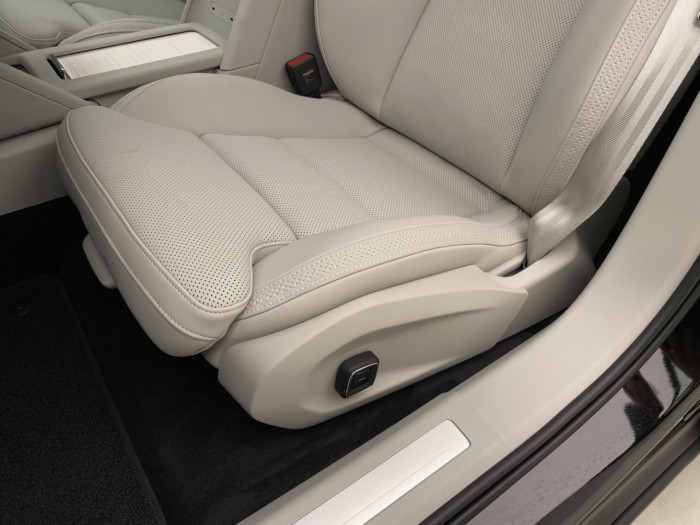Volvo ES90 PURE ELECTRIC EXT.SINGLE ULTRA na operativní leasing