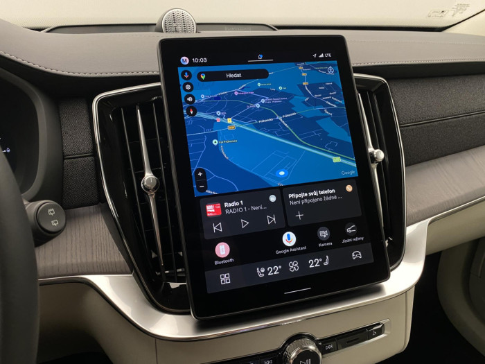 Volvo XC90 T8 AWD Plug-in BRIGHT PLUS 7m na operativní leasing