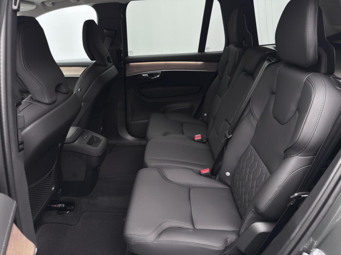 Volvo XC90 B5 AWD AUT BRIGHT PLUS 7-míst na operativní leasing