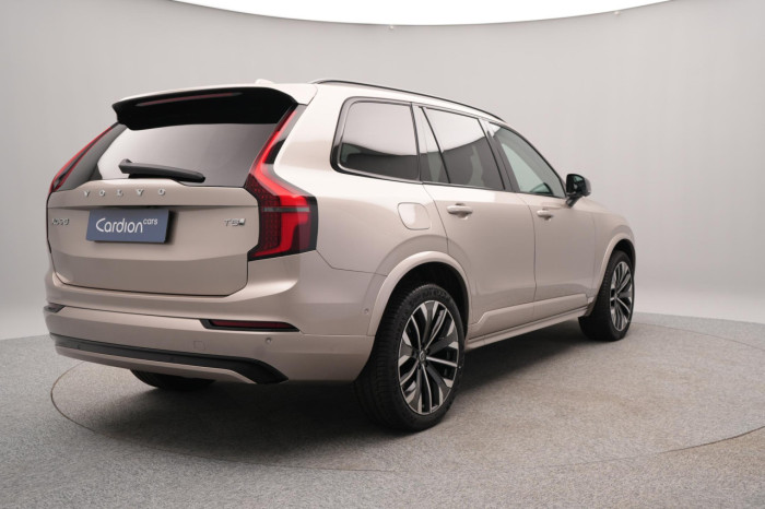 Volvo XC90 T8 AWD Plug-in DARK PLUS 7m na operativní leasing