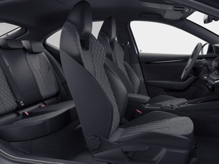 Škoda Octavia Sportline 1.5 TSI m-HEV 110 kW Benzín Automatická převodovka na operativní leasing
