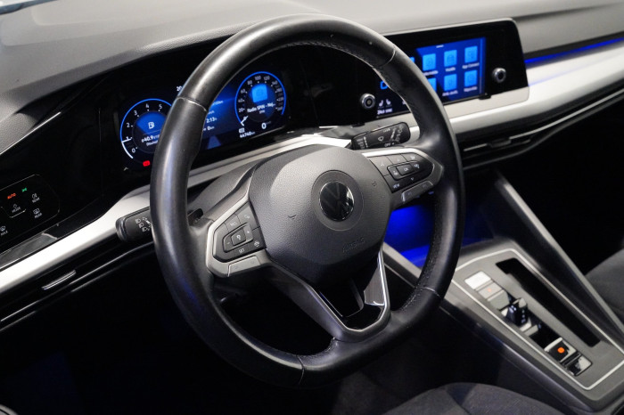 Volkswagen Golf 1.0 TSI 81 kW DSG Life na operativní leasing