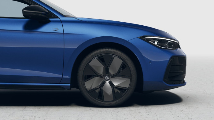 Volkswagen Passat R-Line 2,0 TDI 142 kW 4MOT na operativní leasing