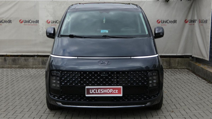 Hyundai Staria 2.2 CRDi Luxury 4x4 Auto na operativní leasing