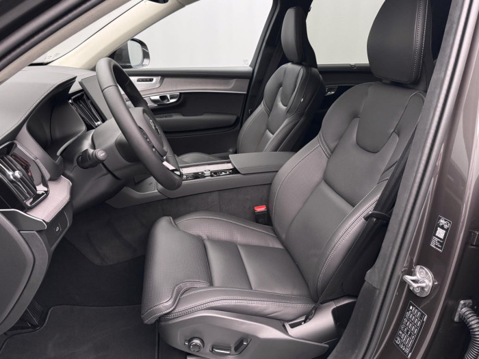 Volvo XC90 B5 AWD AUT BRIGHT ULTRA 7-míst na operativní leasing