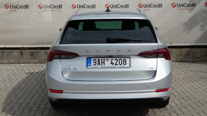 Škoda Octavia Combi 2,0 TDI Style 4x4 DSG 11 na operativní leasing