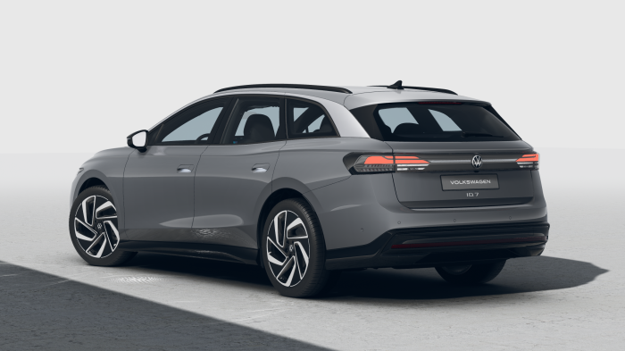 Volkswagen ID.7 Tourer Pure People 150 kW, 59 kWh na operativní leasing