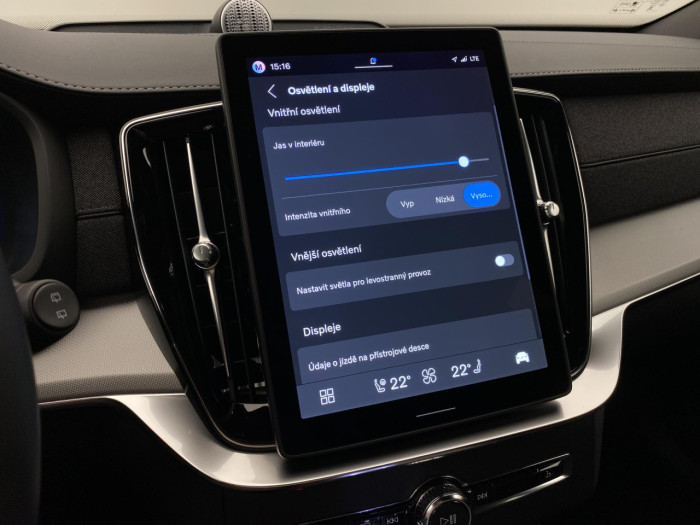 Volvo XC90 B5 AWD AUT BLACK EDITION PLUS na operativní leasing
