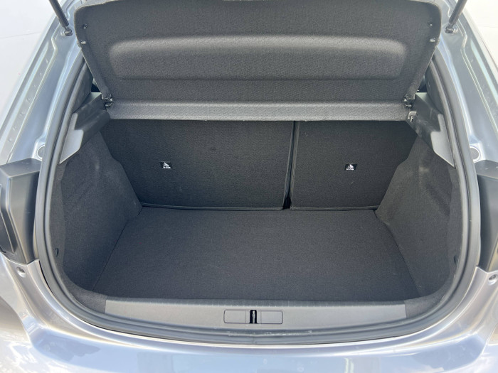 Peugeot 208 STYLE S&S MAN6 1,2 PureTech / 74kW na operativní leasing