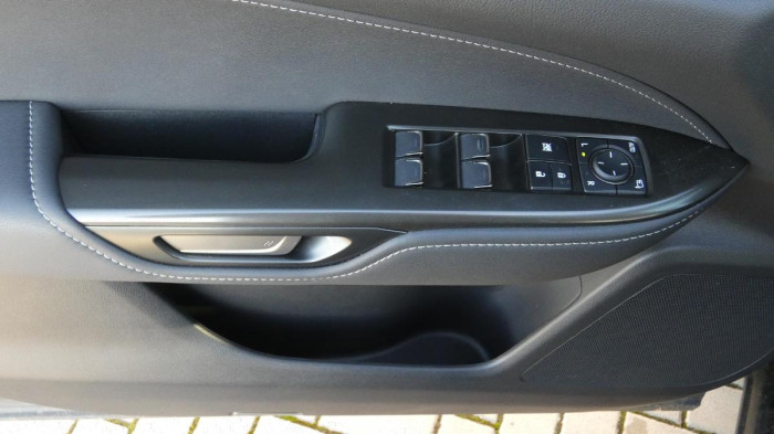 Lexus NX 350h 2.5 E-CVT Comfort Top na operativní leasing