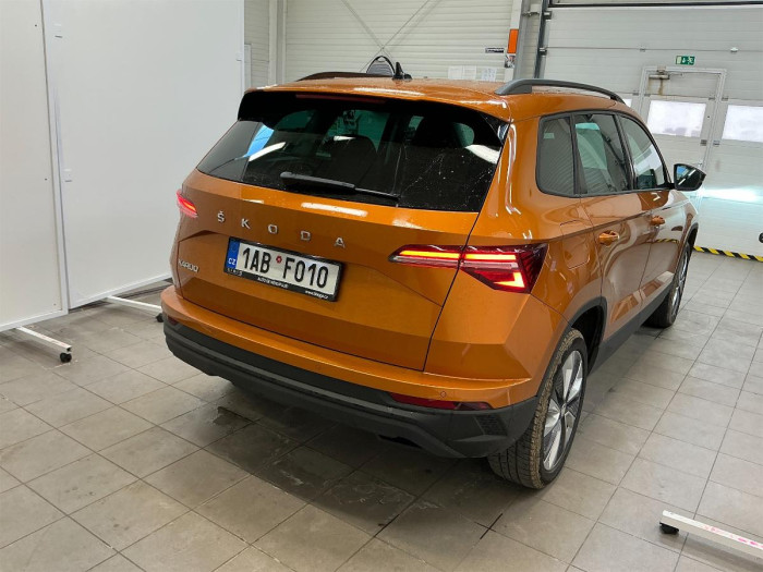Škoda Karoq 1,5 TSI Style na operativní leasing