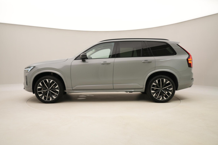 Volvo XC90 B5 AWD AUT DARK PLUS 7míst na operativní leasing