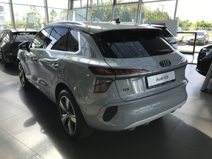 Audi Q3 quattro ST7 2,0TFSI / 150kW na operativní leasing