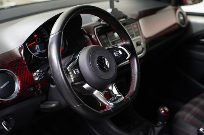 Volkswagen up! 1.0 TSI 85 kW GTI na operativní leasing