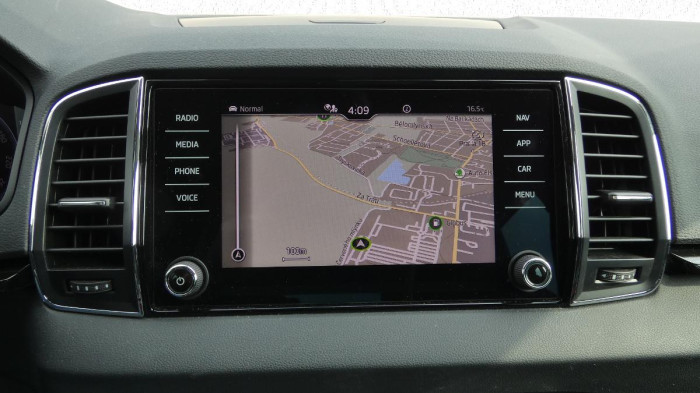 Škoda Karoq 1,5 TSI Style DSG na operativní leasing