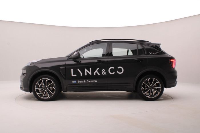 Lynk & Co 01 CORE PHEV na operativní leasing