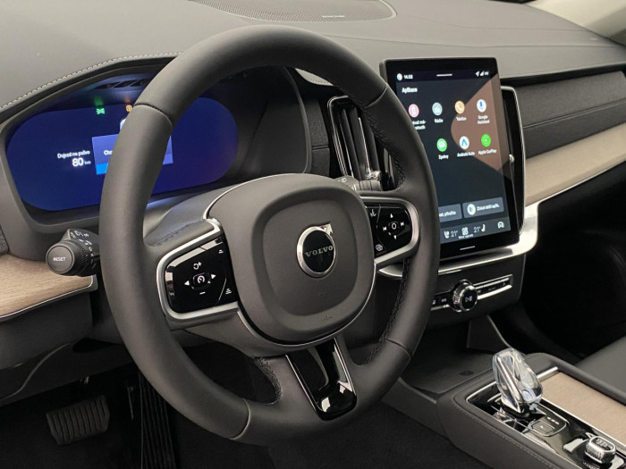 Volvo XC90 B5 AWD AUT BRIGHT PLUS 7míst na operativní leasing