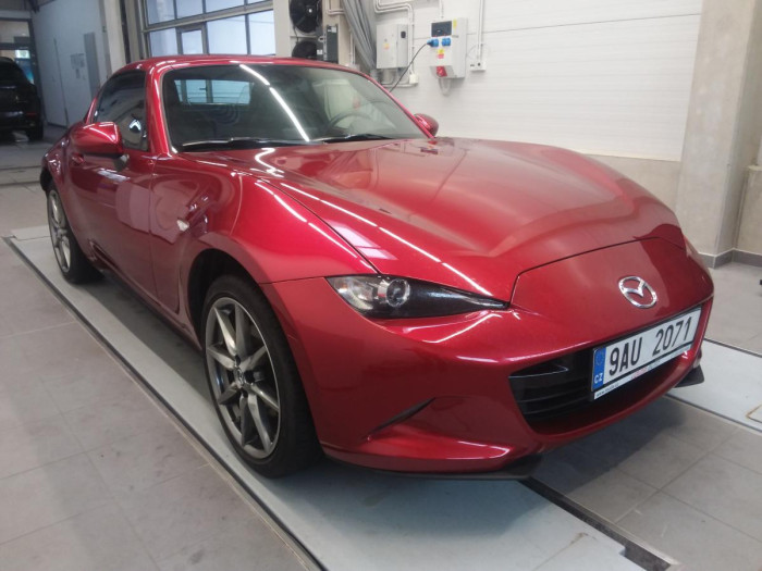 Mazda MX-5 RF 2.0 Skyactiv-G184 Exclusive na operativní leasing