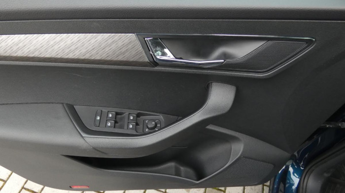 Škoda Karoq 1,5 TSI DSG Style na operativní leasing