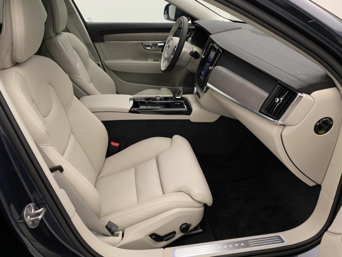 Volvo V90 T6 AWD Plug-in BRIGHT PLUS na operativní leasing