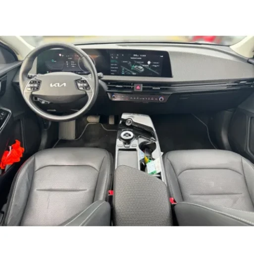 Kia EV6 77kWh Earth 168 AT 5d na operativní leasing