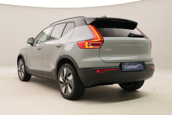 Volvo EX40 SINGLE MOTOR ELETRIC PLUS na operativní leasing