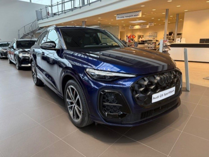 Audi Q5 Spb TDI quattro Stronic na operativní leasing
