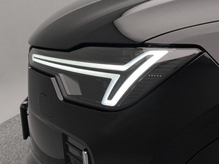 Volvo XC90 T8 AWD Plug-in BRIGHT PLUS 7m na operativní leasing