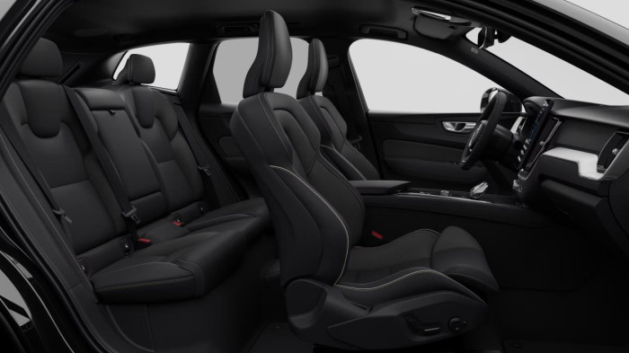 Volvo XC60 T6 AWD AUT PLUS BLACK EDITION na operativní leasing