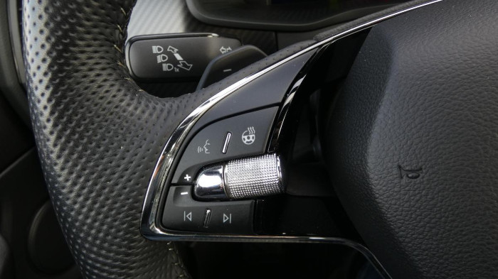 Škoda Kodiaq 2,0 TDI DSG 4x4 Sportline na operativní leasing