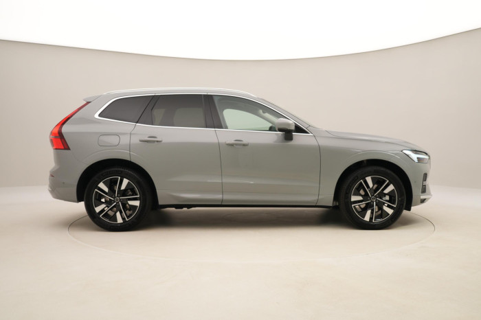 Volvo XC60 B5 AWD AUT BRIGHT PLUS na operativní leasing