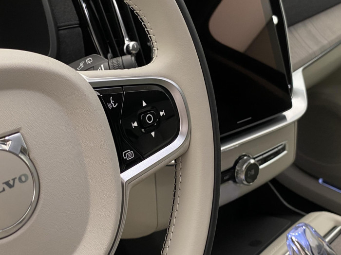 Volvo XC90 B5 AWD AUT BRIGHT PLUS 7míst na operativní leasing