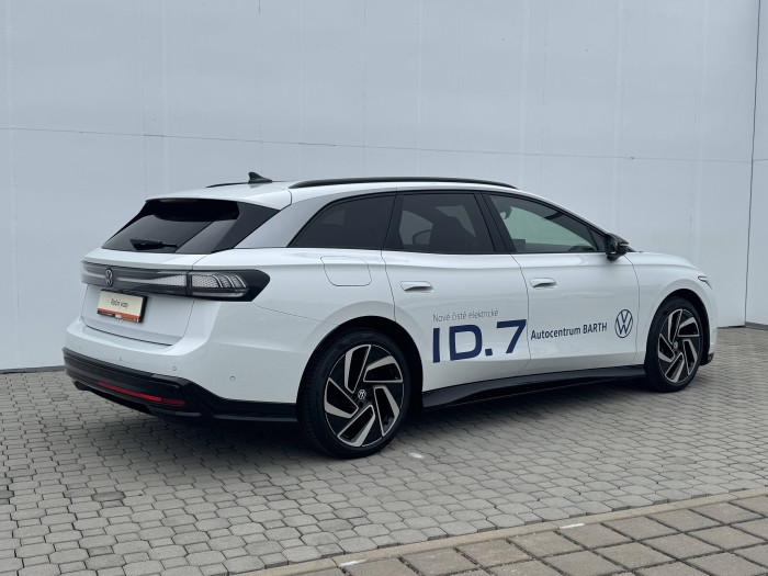 Volkswagen ID.7 Tourer Pro S People / 210kW na operativní leasing