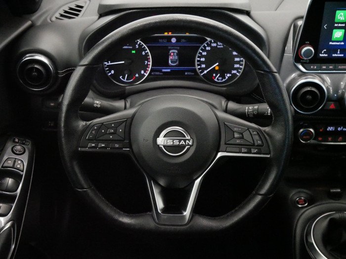 Nissan Juke 1.0 DIG-T 84 kW N-Connecta na operativní leasing