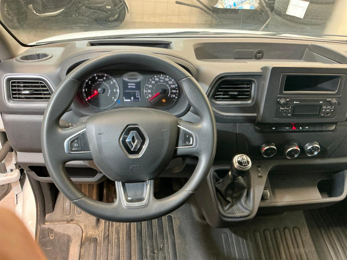 Renault Master 2.3 dCi 180k En L2H2P3 COOL na operativní leasing