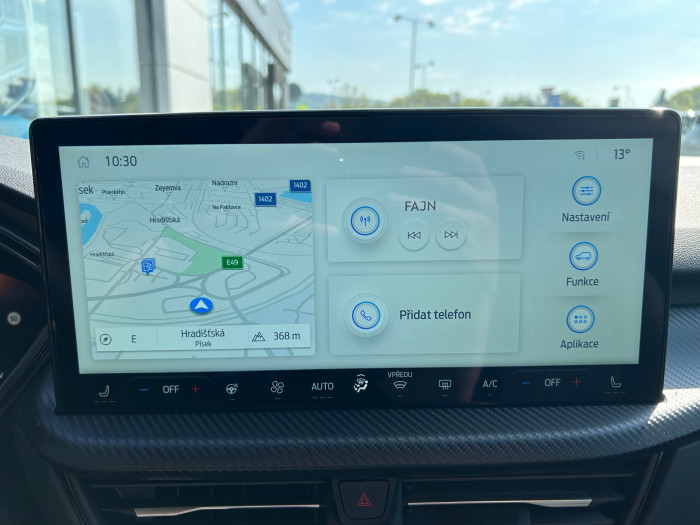 2.5Hybrid PHEV 178kW Titanium na operativní leasing