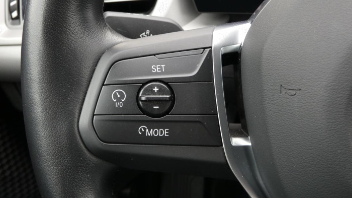 BMW X1 sDrive 18i na operativní leasing