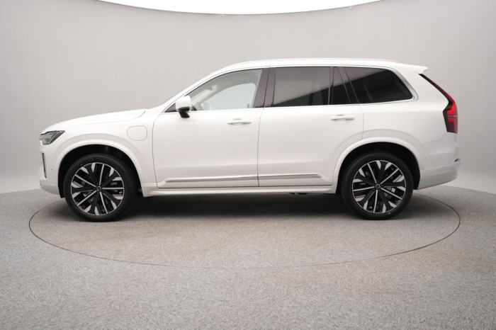 Volvo XC90 T8 AWD Plug-in BRIGHT PLUS 7m na operativní leasing