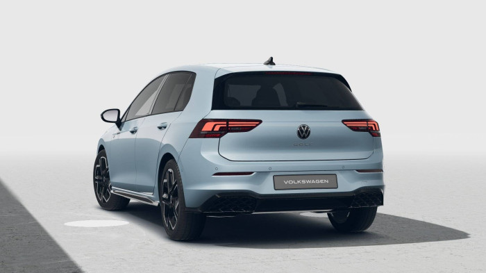 Volkswagen Golf R-Line People 1,5 TSI 110kW 6G na operativní leasing