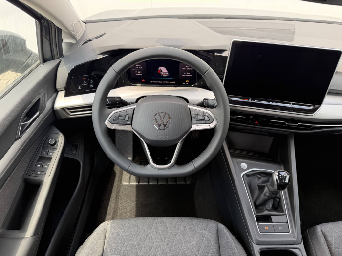Volkswagen Golf Variant People 6G 1,5TSI / 85kW na operativní leasing