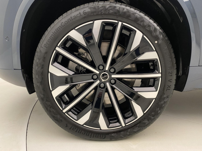 Volvo XC90 T8 AWD RECHARGE BRIGHT ULTRA na operativní leasing