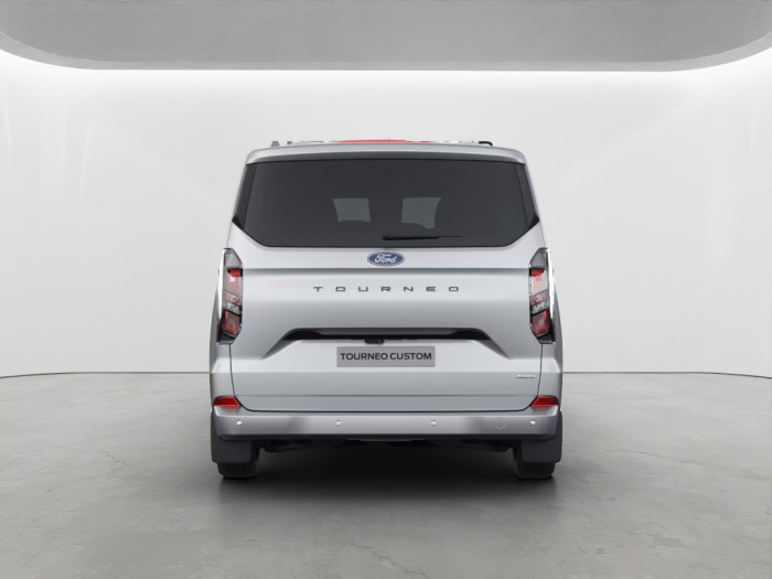 Ford Tourneo Custom 2,0 EcoBlue L2 TITANIUM na operativní leasing