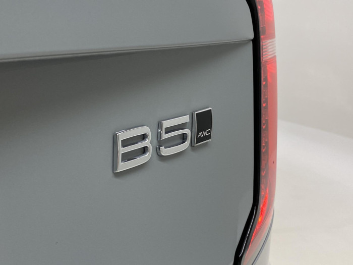 Volvo XC90 B5 AWD AUT BRIGHT PLUS 7míst na operativní leasing
