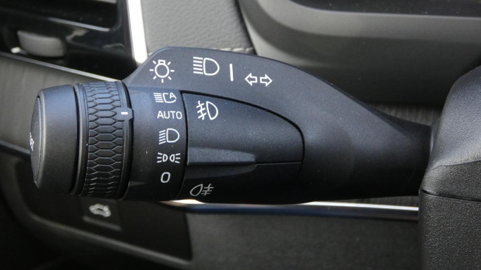 Volvo XC90 B5 AWD Plus Bright 7 míst na operativní leasing