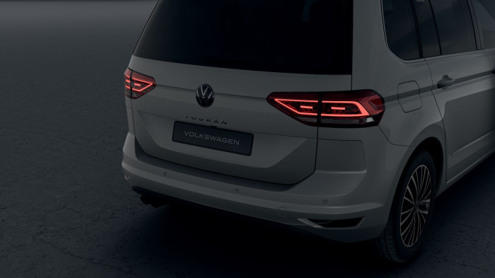 Volkswagen Touran Highline 2,0 TDI 110 kW EVO 7DSG na operativní leasing