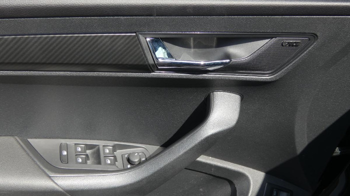 Škoda Karoq 2.0TDI 110kW Sportline 4x4 DSG na operativní leasing