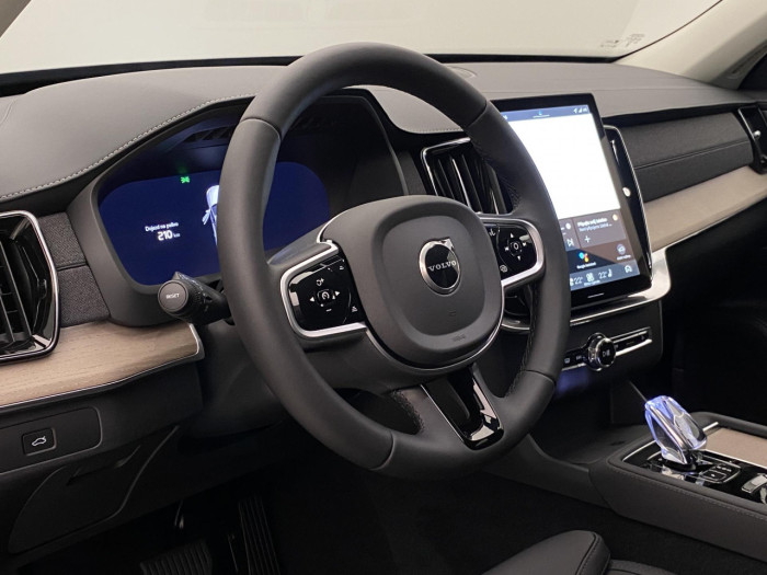 Volvo XC90 B5 AWD AUT BRIGHT PLUS 7míst na operativní leasing