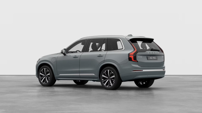 Volvo XC90 T8 AWD AUT Plug-in CORE 7míst na operativní leasing