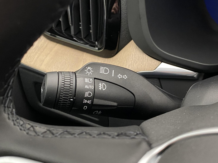Volvo XC60 T6 AWD AUT BRIGHT PLUS na operativní leasing